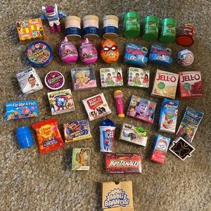 NEW ITEMS ADDED: Assortment Mini Brands and Toys